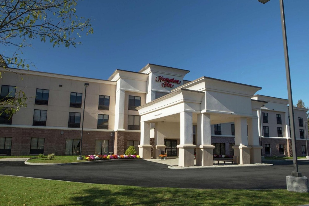 Hampton Inn By Hilton Bennington Main image