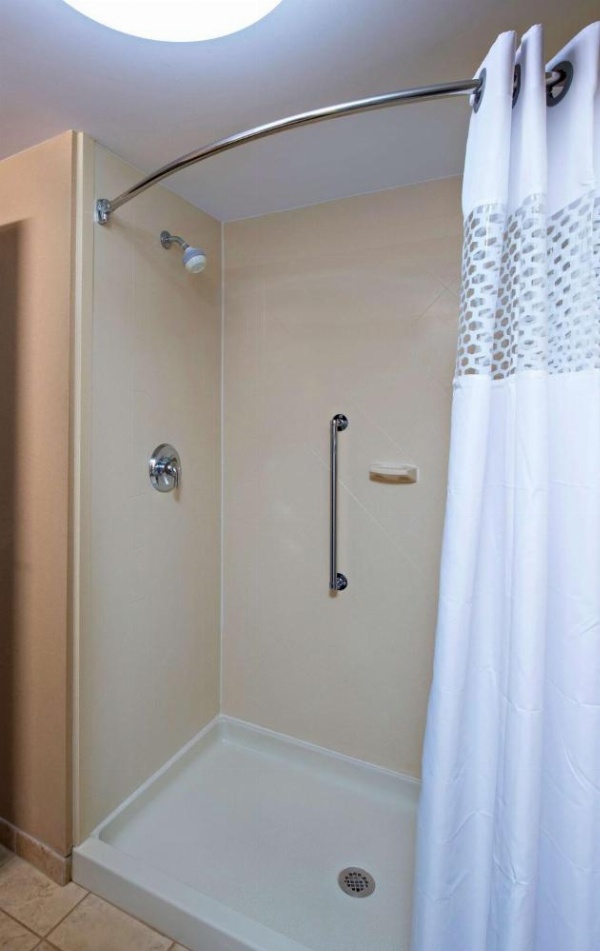 Hampton Inn By Hilton Bennington image 16