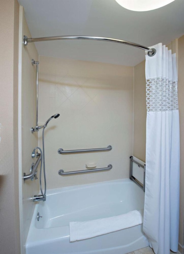 Hampton Inn By Hilton Bennington image 25